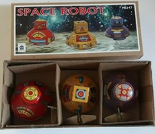 Tin space Robot set of 3 wind up toy NEW Tin toy Wind-up Reproduction