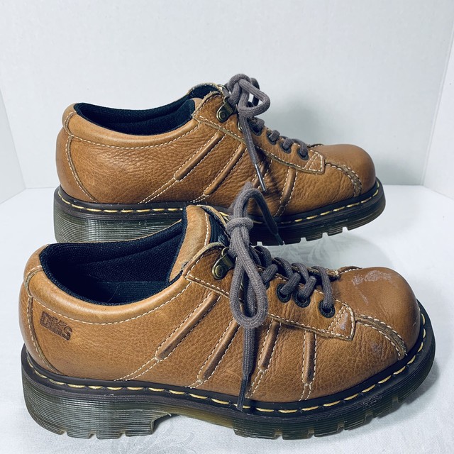 dr martens aw004 mens shoes