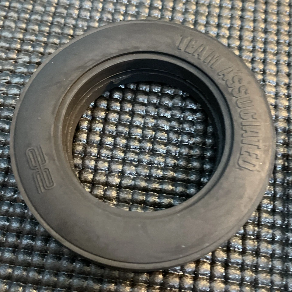 Team Associated 6004 RC10CC Classic Clear 6313 Front Rib Tires Fits Vintage NEW - Image 3 of 4