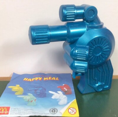 Rare Vintage 90s McDonald s Europe Robot Monster Squirt Gun Hand Weird Gross Toy