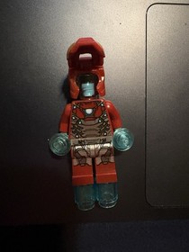 LEGO Marvel Super Heroes Iron Man Mark 47 Armor Minifigure 76083