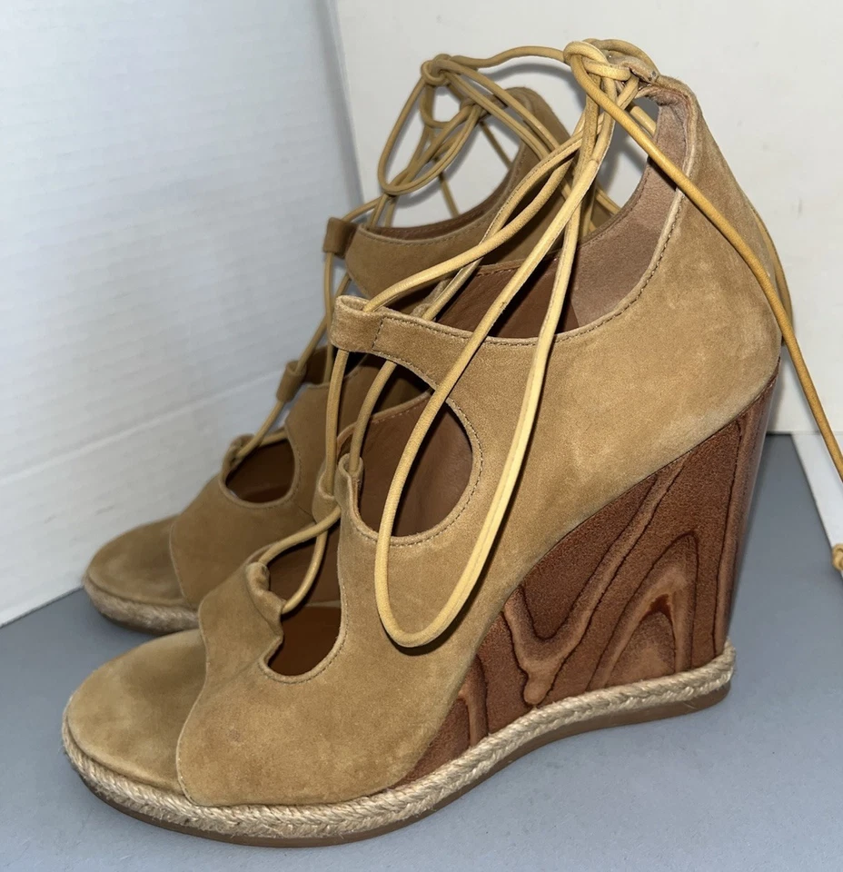 Sandalias de tacón de cuña de madera con cordones de gamuza Raya TORY BURCH gamuza tostada talla EE. UU. 7,5 Foto 2 de 4