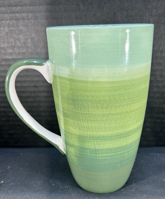 Harry & David Tall Mug 16 oz Various Green Tones 5.75inT 3.25inW