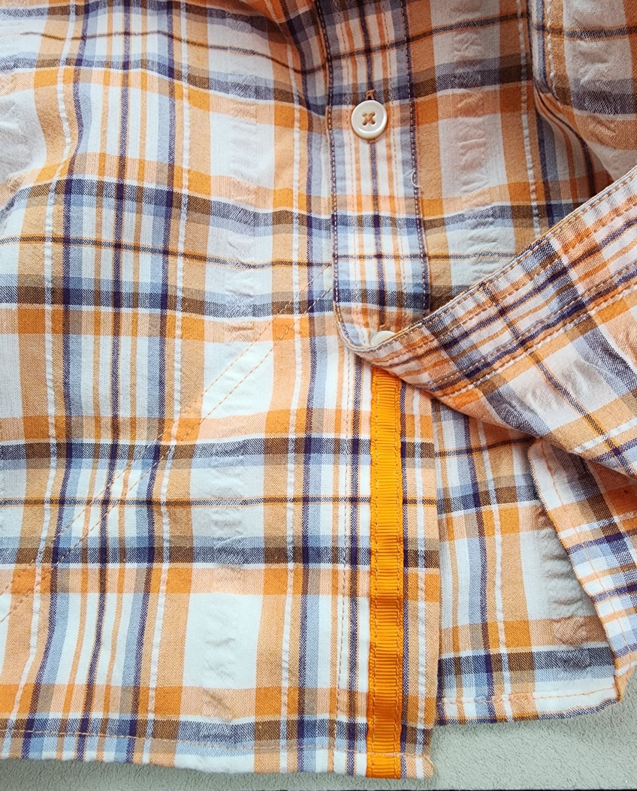 Orvis Mens Button-up Medium Collared Textured Shi… - image 4