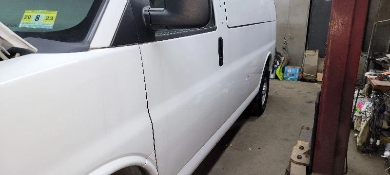 Bomba de dirección asistida Chevrolet Express 2500 Van 97-98 03-16 6,0 litros Foto 2 de 4