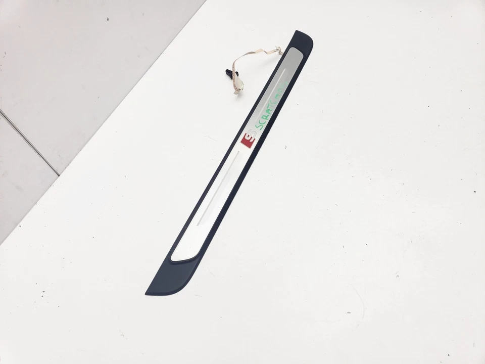 AUDI A3 MK4 8Y 5DR HATCH S-LINE FRONT DOOR SILL TRIM COVER  2024 8Y0947417A - Image 3 of 4