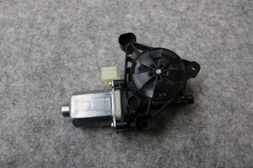 Audi A1 A4 8W Q7 4M R8 4S Golf Fensterhebermotor 8W0959802 rechts Fensterheber