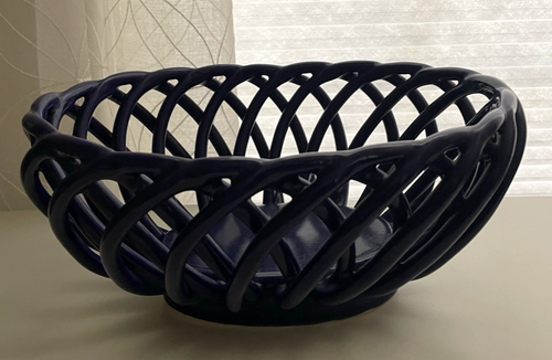 Panier à pain ovale tissé ouvert en treillis 10" bol à fruits poterie bleu marine vintage - Photo 2/7