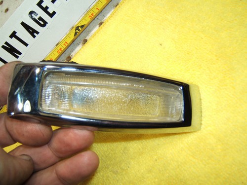 Mercedes 69-73 W108,W109,W111 Hella FRONT only rotating dome OEM 1 Light & Bulb - Picture 18 of 21