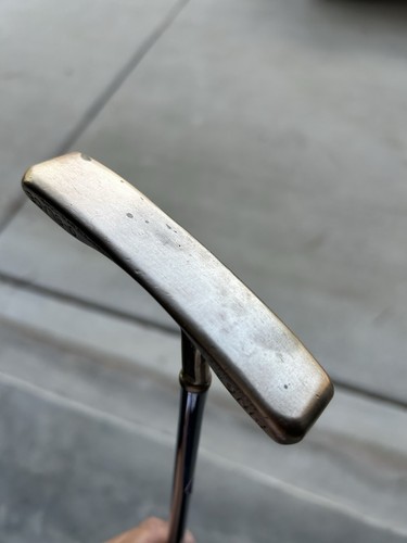 Ping O-Blade Gold Putter, Phoenix AZ - 34.5 In - Picture 3 of 4
