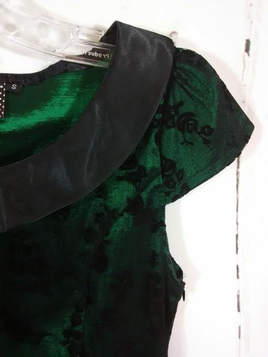 Voodoo Vixen Dress Size S Green Taffeta Black Lace 50s Retro Witchy Rockabilly - Picture 5 of 11