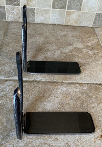 Horseshoe Book Ends - Picture 4 of 8