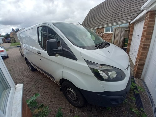 Ford Transit Custom 2.2 swb no VAT Non Runner!