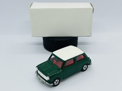 tomica MINI COOPER ミニクーパー　トラフィック　日本製 tomica MINI COOPER ミニクーパートラフィック日本製