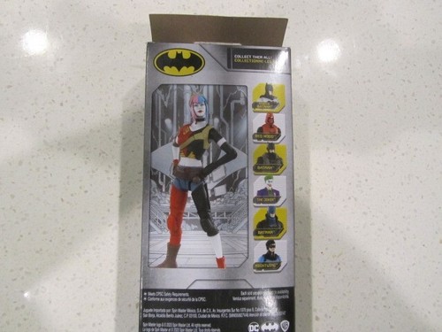 Modellino Harley Quinn 12" DC Comics Batman Series 2023 Spin Master - Foto 5 di 12