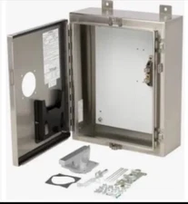 Siemens ED6SS4 125A Stainless Breaker Enclosure with/ Hardware For ED Frame