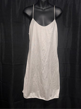 Beautiful Rare Vintage Vanity Fair White Nylon Full Slip w Lace Trim Tag Size 40