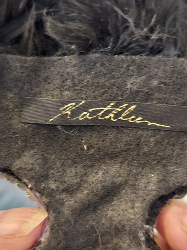 Mardi Gras Authentic New Orleans Feathers Handmade Mask by Kahleen spider Motiff - Picture 5 of 8