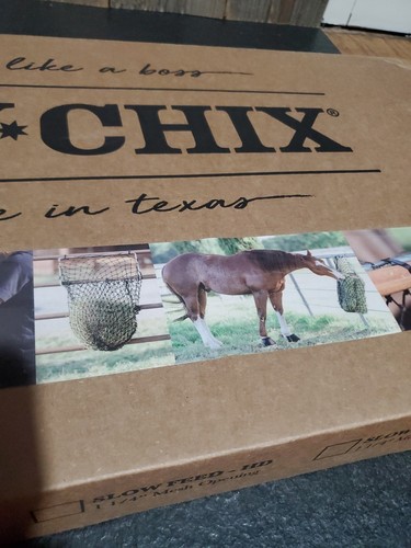 Hay Chix Panel Feeder - Original HD 1 ¾" Mesh - New In Box