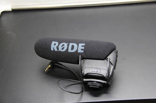 Rode VideoMic Pro Microfono On-Camera Shotgun con Supporto Shock - Spedizione gratuita
