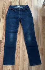 Eddie Bauer Womens Jeans Size 4 Slightly Curvy Straight Leg Dark Wash Denim