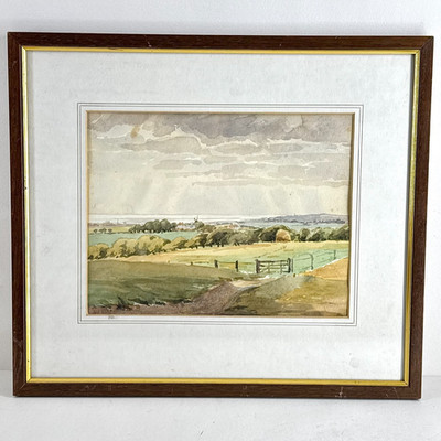 GERAHMTES MONTIERTES AQUARELL LANDSCHAFT LANDSCHAFT MIT HOFTOR FELDER MEERBLICK
