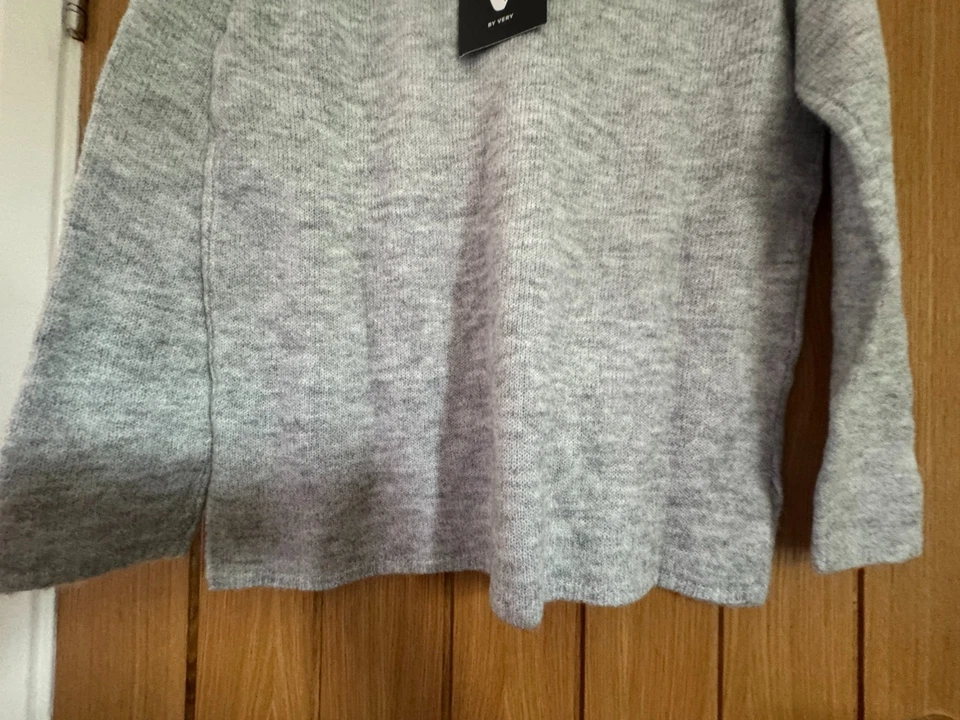 Very Ladies Grey Jumper With Black Lace Around Neck Size UK 12 BNWT - Image 3 of 4