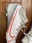 Foto 21 di 23
