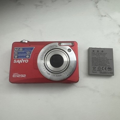 SANYO VPC-E1292 Digital Camera 12 Megapixels For Parts Repair ONLY