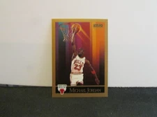 1990-91 Skybox #41 Michael Jordan #23 Chicago Bulls Golf Swing