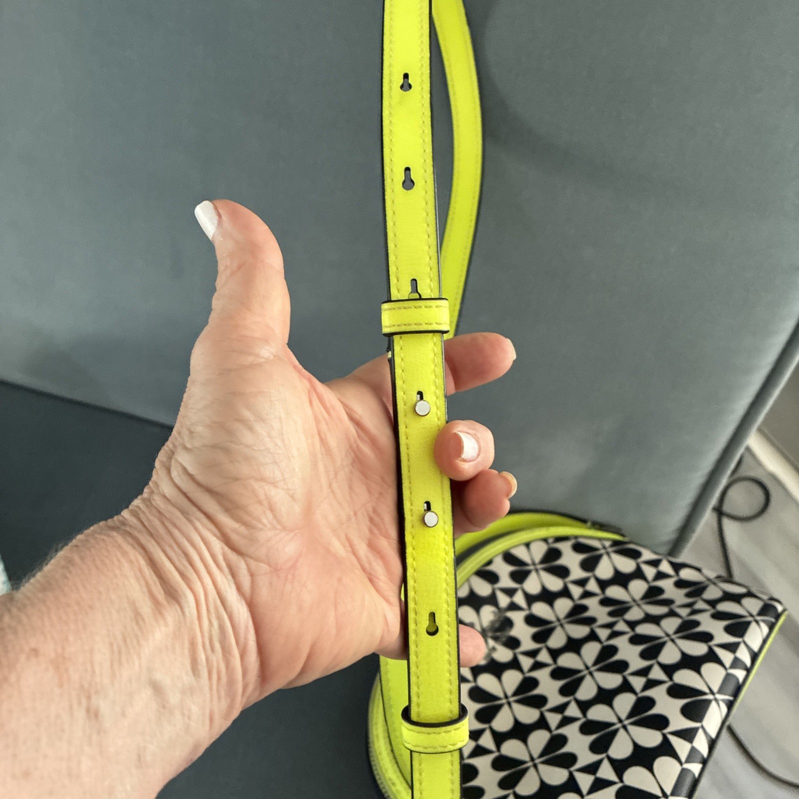 KATE SPADE HOLLIE GEO CLOVER DOME CROSSBODY  HANDBAG YELLOW BLACK WHITE thumbnail 16