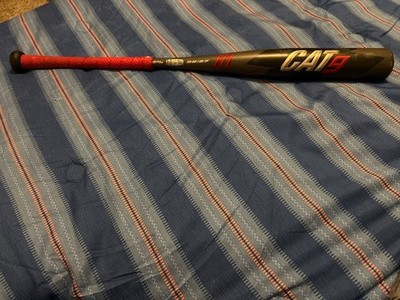 Marucci Cat 9 hot bat has a sweet spot when making contact with the ball. 