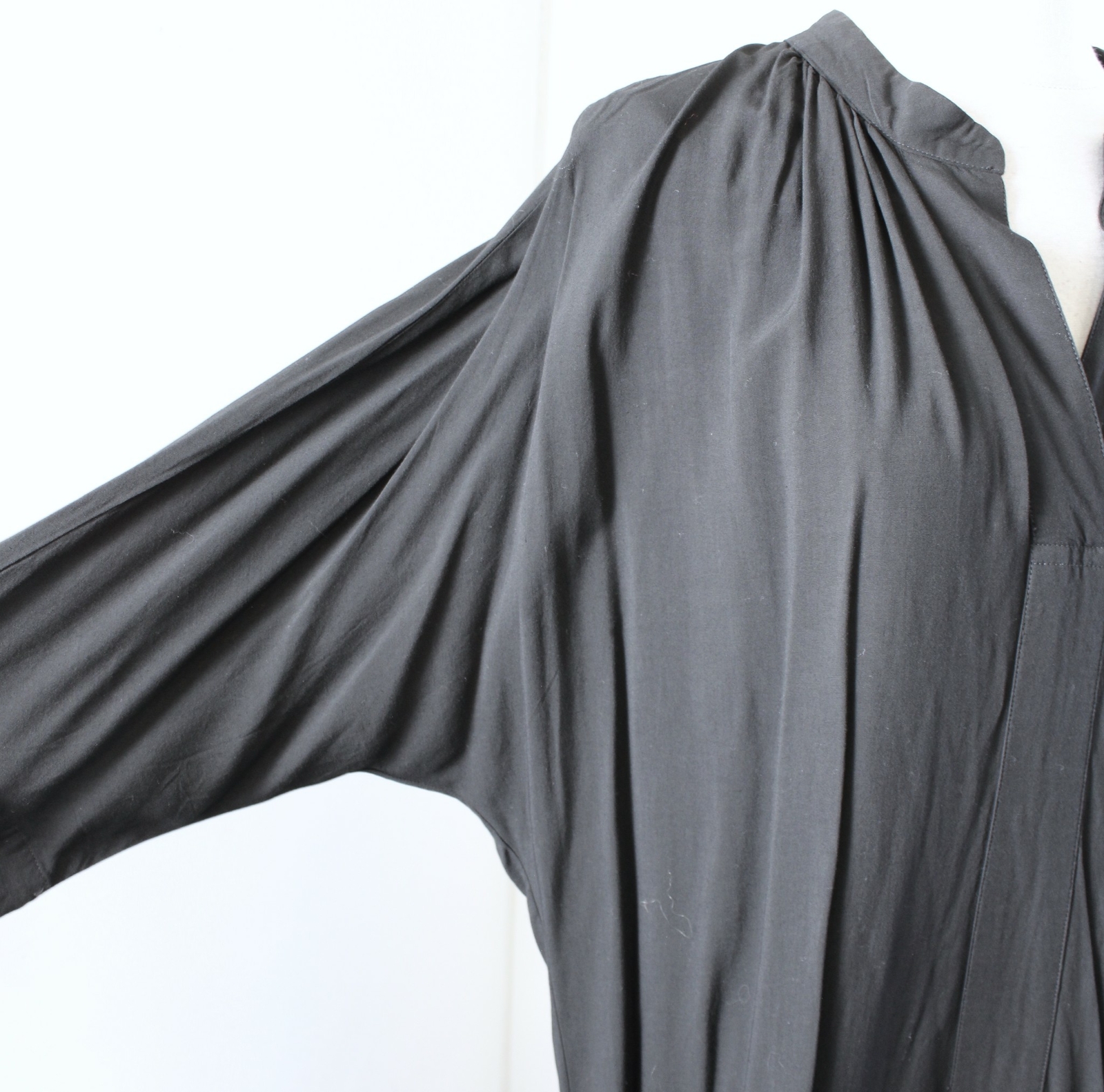 The Odells Anthropologie Solid Black Split Neck H… - image 5