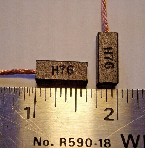 Set Replacement Motor Carbon Brush 15mm x 6.3mm x 6.3mm (5/8"x1/4"x1/4") - Picture 2 of 4