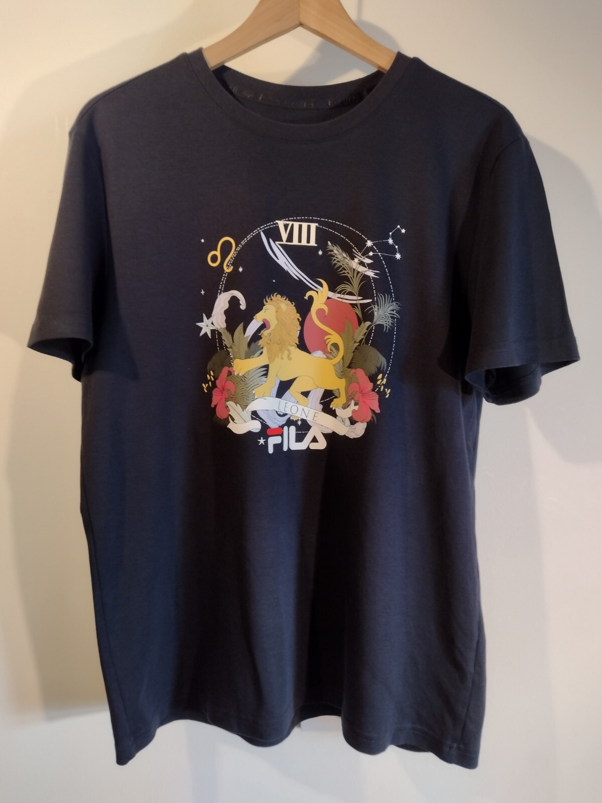 T shirt Fila Premium ottime condizioni taglia L nera stampa grafica (??sotto)