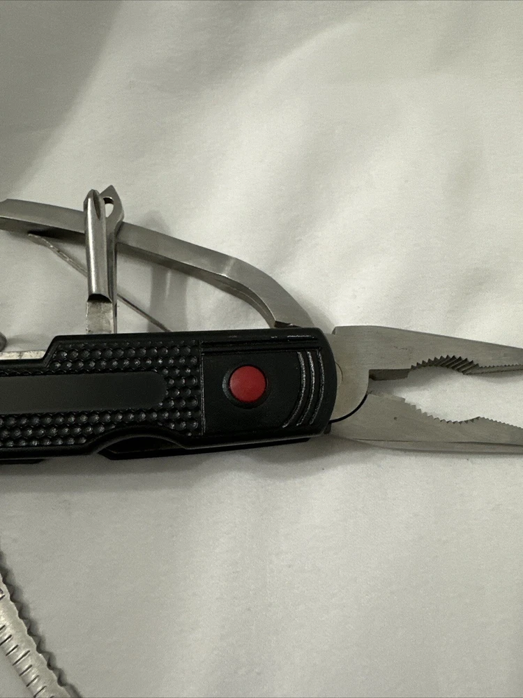 Multi Tool Needle Nose 8 Function Pliers Screw Driver Knives Scissors Ruler