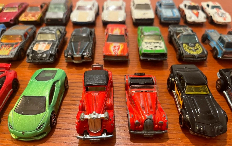 32шт лот винтажный 70-х 80-х Mattel HotWheels TOMY Tomica спичечный коробок супербыстрый Ferrari - Изображение 4 из 4