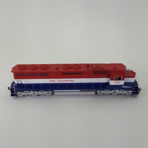ATHEARN HO Scale RTR SD45 98039 ERIE LACKAWANNA 3632 Bicentennial Edition - 第 2/21 張圖片