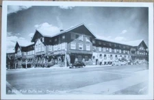 Bend, OR 1930s Realphoto Postcard: Pilot Butte Inn, Cars - Oregon Ore
