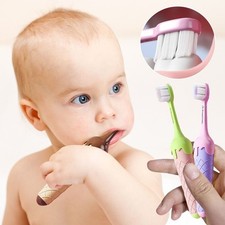 Plastic Children's Toothbrus Lightweight Kids Toothbrushes  for 3-12 Years Old