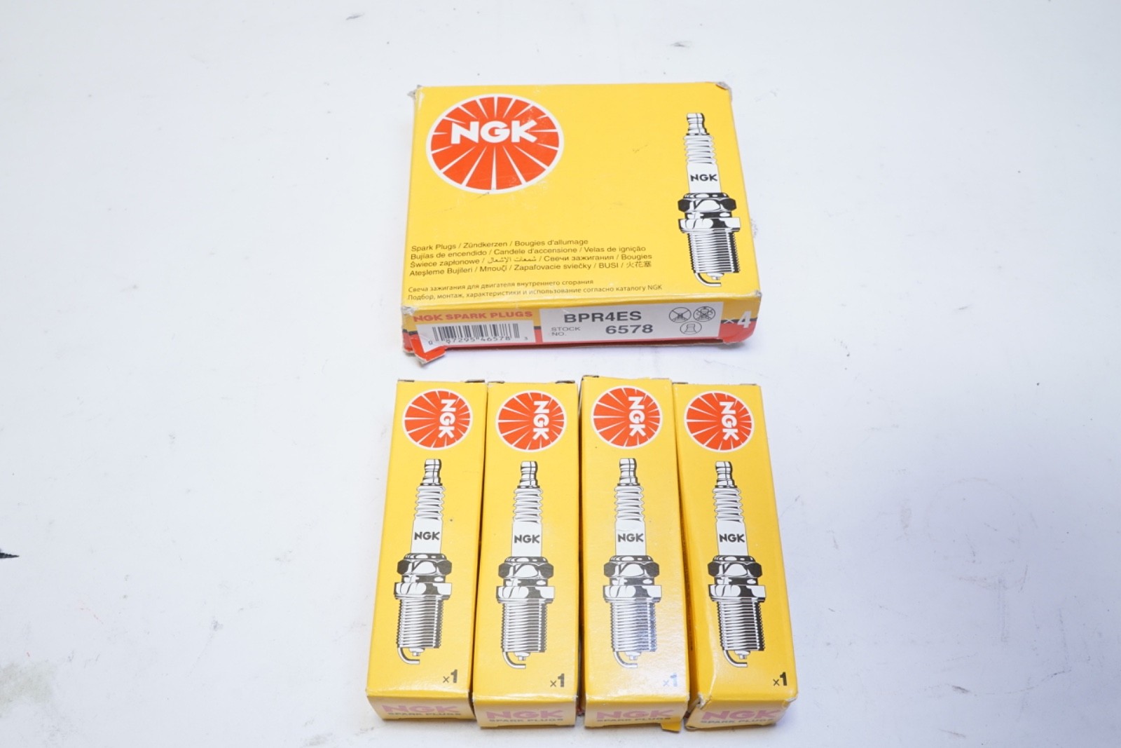 Lot of 4 NGK 6578 BPR4ES Spark Plugs SOLID Standard Plug Lawnmower Ships FREE