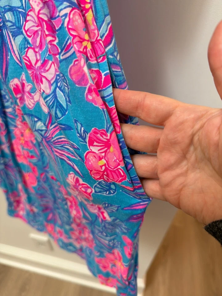 Vestido Lilly Pulitzer Niñas Talla 8-10 Grande Floral Calado 00% Algodón Azul y Rosa Foto 3 de 4