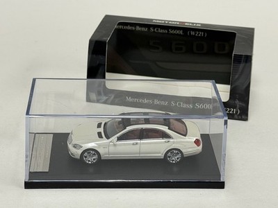 1/64 Motorhelix Mercedes Benz S Class S600L ( W221 ) in White 64
