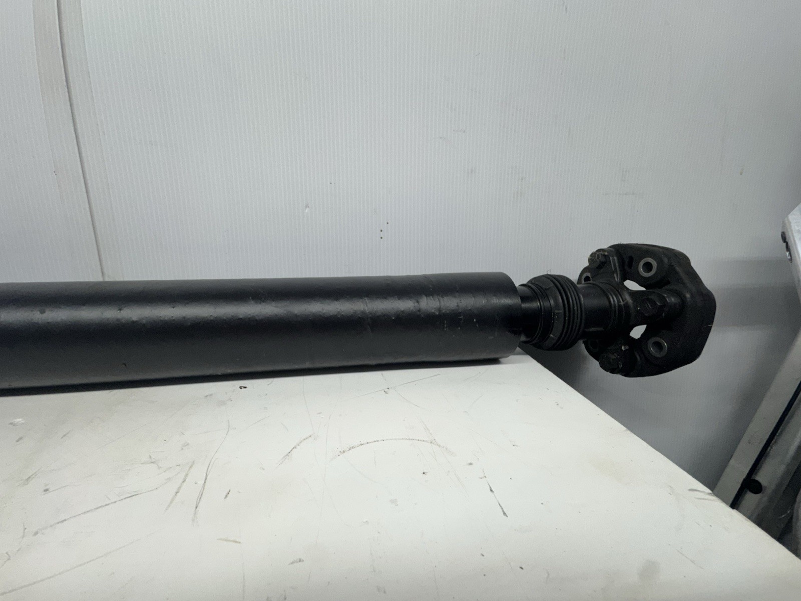 OEM Aston Martin DBX Rear Propshaft V8 MY83-4602-BA 2020–2024 Genuine Part