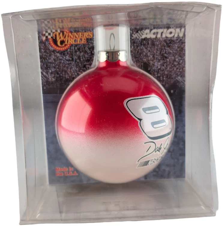 Adorno de vidrio Dale Earnhardt Jr 8 NASCAR ganadores círculo acción rojo en caja Foto 2 de 4