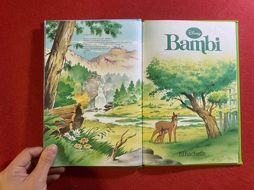 Walt DISNEY - BAMBI Ed Hachette Club del Libro (2010) Libro illustrato - Foto 3 di 7
