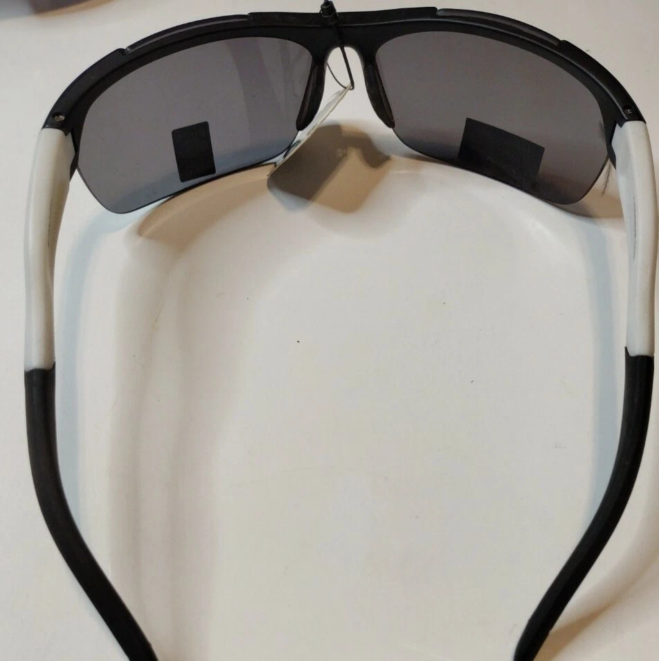 Очки солнцезащитные PUGS черная оправа белые / регулируемые ушные вкладыши UV400 - новые с ценниками стиль 1602 - Изображение 4 из 4