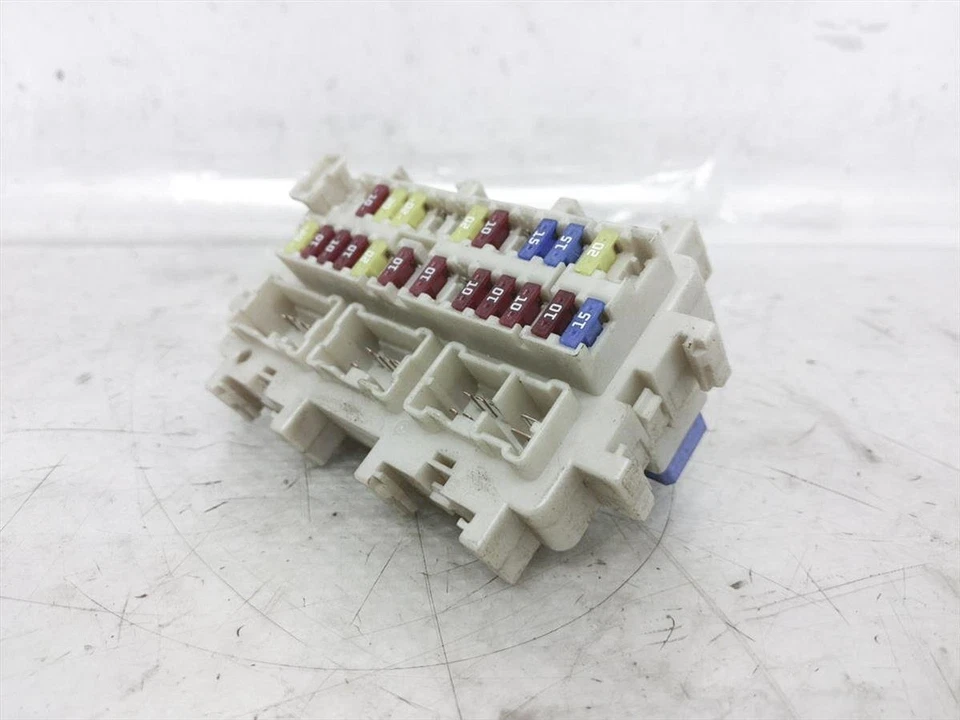 Nissan Altima 2010-2013 sedán cabina interior caja de fusibles 24350-Zx00a Foto 4 de 4