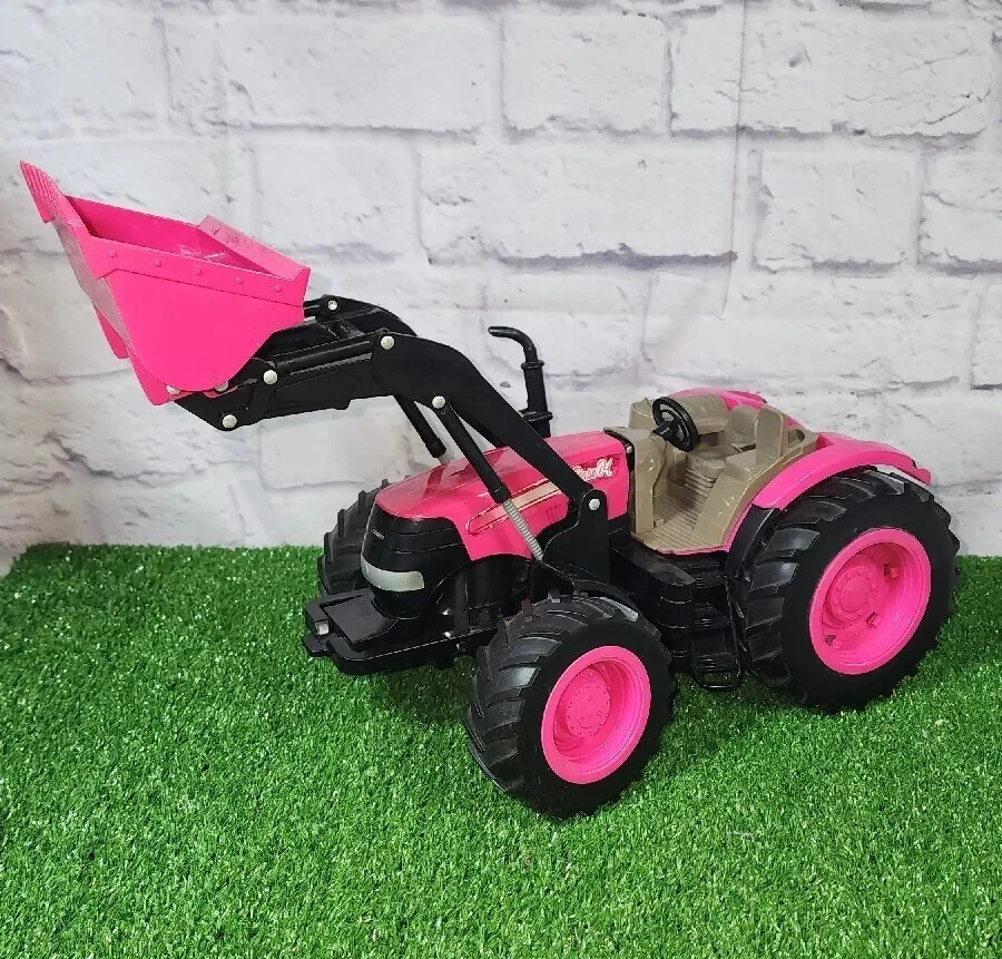 Trator Case IH rosa e preto com carregador de caçamba Grã-Bretanha Ertl D0214Q00 17" de comprimento - Imagem 2 de 4