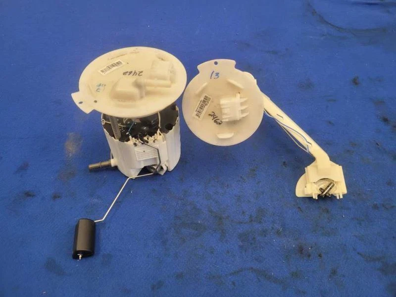 2010-2015 Chevrolet Camaro SS 6.2L Dual Pump Assembly Fuel Gas Rear 2462 — 第 4/4 张图片